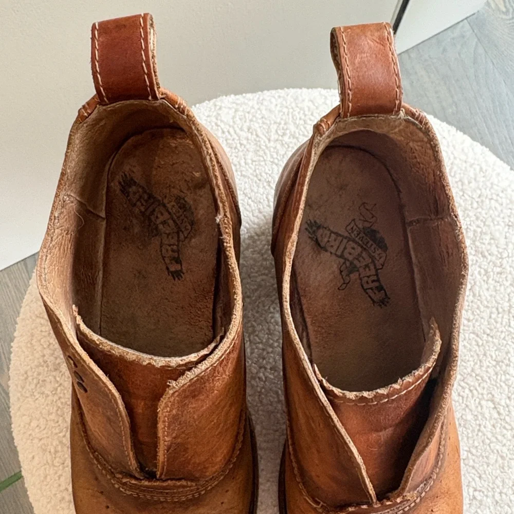 Freebird Sadie Leather Slip On Ankle Bootie 7 GUC - Picture 5 of 10